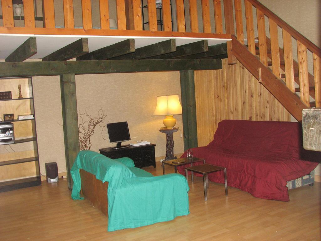 Duplex Carreyrou Appartement Beaumont-du-Périgord Buitenkant foto